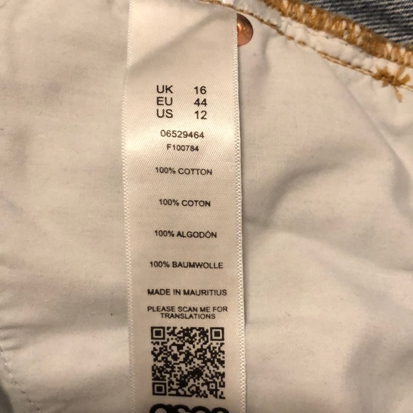 High waisted denim skirt! - Picture 4 of 6